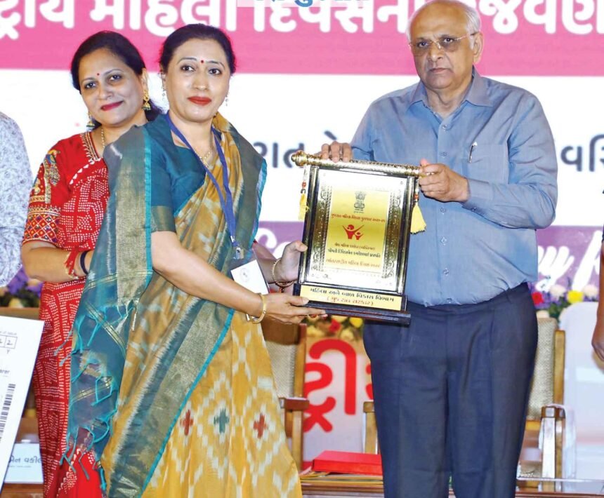 મનોદિવ્યાંગ દીકરીઓના સવાયા માતા દીપિકાબેન પ્રજાપતિ