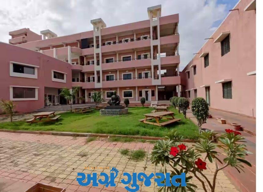 માસ કોપી કેસમાં જામનગરની કોલેજને એક લાખનો દંડ