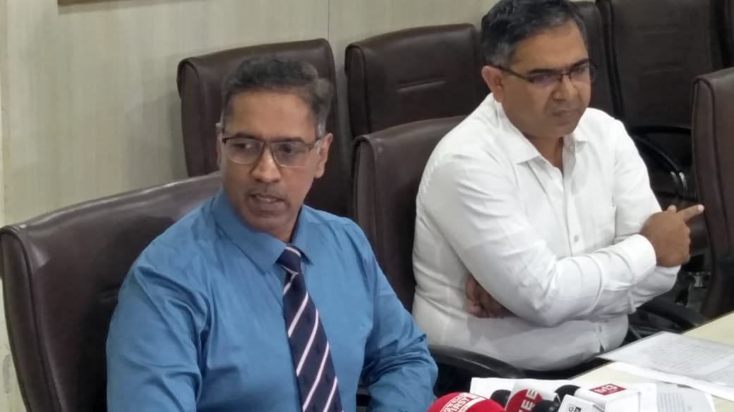 અમેરિકા જતા ગેરફાયદેસર મુસાફરોને મોકલતા કુલ 14 એજન્ટોના નામ ખુલ્યા, CID ક્રાઇમે  તપાસ હાથ ધરી