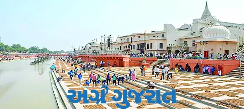 અયોધ્યામાં વૈકુંઠ જેવી ભીડઃ મૂર્તિની શોભા યાત્રા કાઢવી મુશ્કેલ