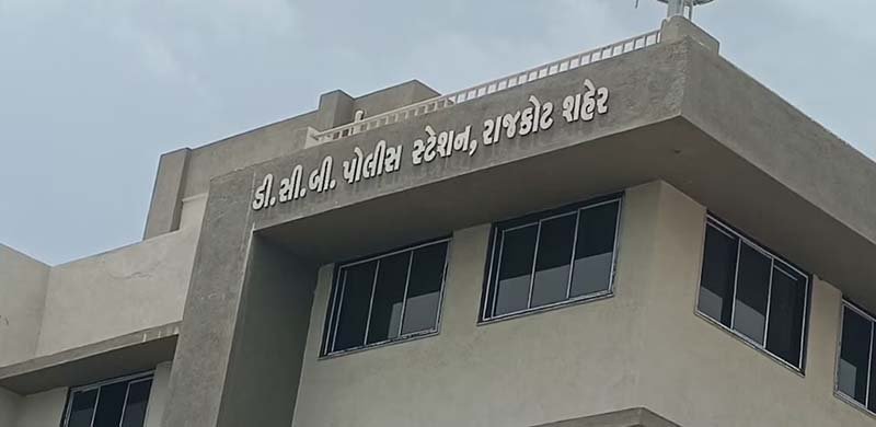 ક્રાઇમ બ્રાન્ચના PI વાય.બી.જાડેજાની અચાનક સિંગલ ઓર્ડર બદલી