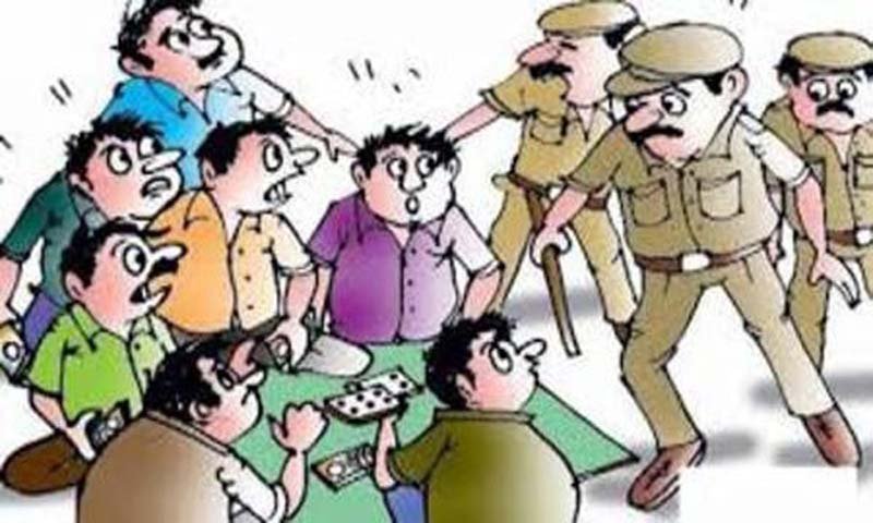 જામજોધપુરના તરસાઇ ગામે જુગારધામ પર SMC ત્રાટકયું: દરોડામાં 3૬ હજારની રોકડ સાથે ૭ ઝડપાયા