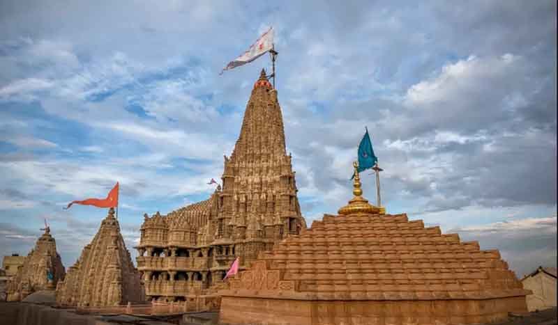 સરકાર હસ્તકના તમામ મંદિરો પુન: ટ્રસ્ટને સોંપવા વિહિપ મેદાને