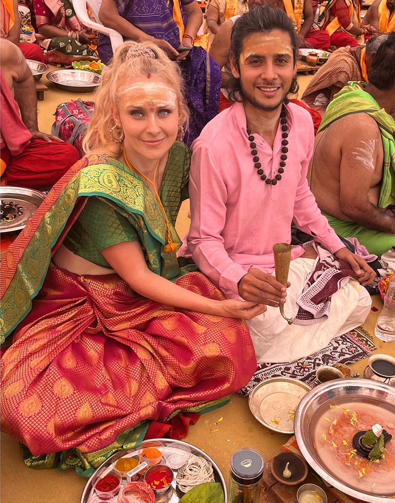 કેલિફોર્નિયાની લાડીના સિધ્ધપુરના બ્રાહ્મણ યુવાન સાથે લગ્ન