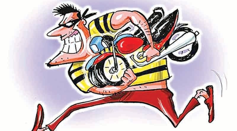 ૧૭ વાહન ચોરનાર તસ્કર ઝડપાયો