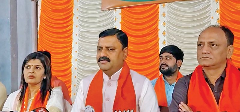 બોઘરાનો પડકાર : ક્ષત્રિય આંદોલનના નેતાઓ સાથે સંપર્ક સાબિત થાય તો રાજકારણ છોડી દઇશ