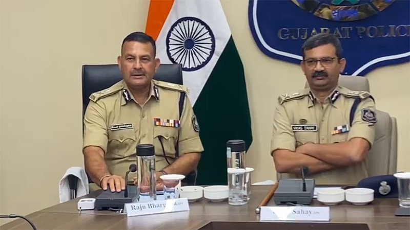 રાજકોટની મુલાકાત લેતા રાજય પોલીસ વડા