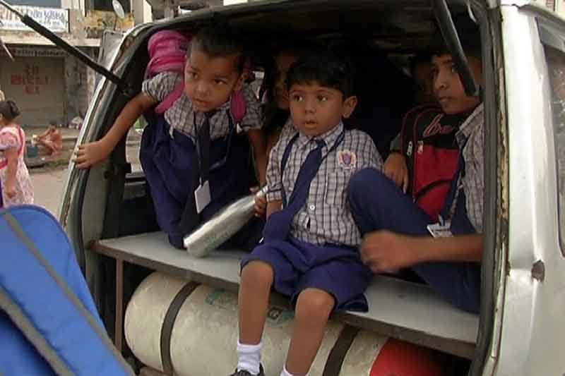 વેન-રિક્ષામાં બાળકોને બેસાડવામાં નિયમ ભંગ થસે તો સ્કૂલ સંચાલક જવાબદારી