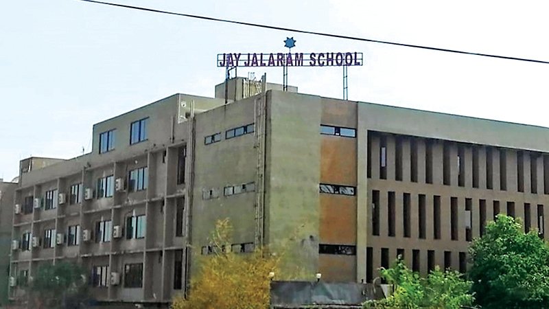 નીટમાં રૂપિયા લઇ વિદ્યાર્થીઓને ચોરી કરાવવાનું કૌભાંડ ખુલ્યું