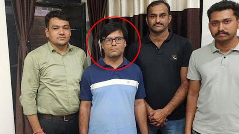 આરોપી ધવલ ઠક્કરની પેઢીના નામે હતું TRPનું લાયસન્સ