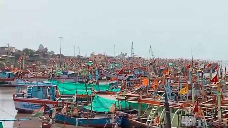 માછીમારોને બે મહિનાનું વેકેશન, તમામ બોટો દરીયામાંથી પરત ફરી