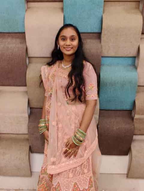નવમા ધોરણમાં ભણતી દીકરીએ નવ્વાણું યાત્રા પૂર્ણ કરી