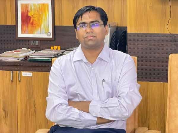 51 નાયબ મામલતદારની બદલી કરતા જીલ્લા કલેકટર