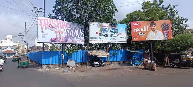 મોતના માંડવા જેવા હોર્ડિગ્સ ચોમાસા પૂર્વે દૂર કરવા તાકીદ