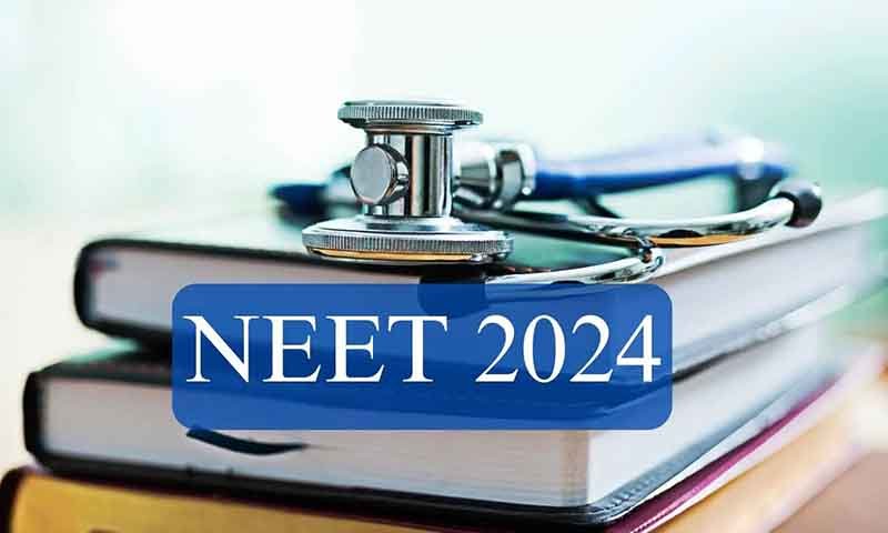 નિર્દોષ વિદ્યાર્થીઓ શા માટે RE NEET  આપે વાલીઓનો સરકારને વેધક સવાલ?