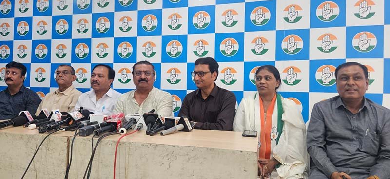 અગ્નિકાંડ પીડિતોના ન્યાય માટે લોકમેળામાં ‘ધરણા સ્ટોલ’ આપવા કોંગ્રેસે કરી માગણી