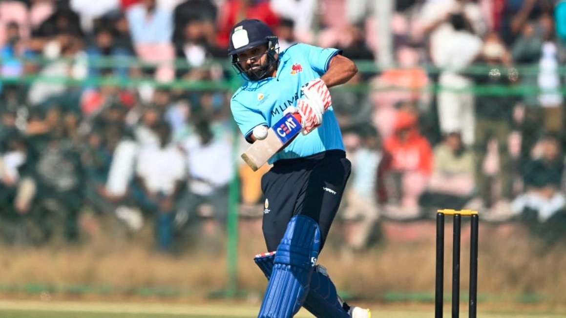 Rohit Sharma એ ચોગ્ગા અને છગ્ગાનો કર્યો વરસાદ, ધમાકેદાર સ્ટાઈલમાં ફટકારી સદી