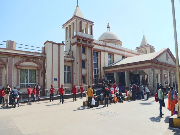 રાજકોટ ડિવીઝનમાં છ ઓવર અને એક અંડરબ્રિજ બન્યો, ૧૧ જોખમી ફાટકો નાબૂદ