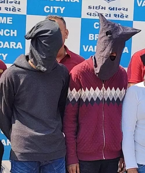  USA સહિત ર૦ દેશની ર.૭૧ કરોડની નોટના થપ્પા લાગ્યા: વડોદરા લુંટ કેસમાં નવો વળાંક