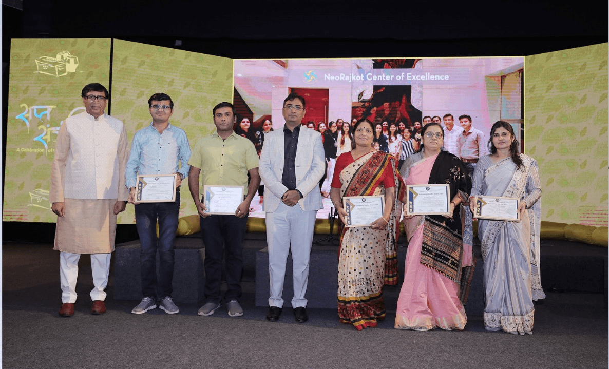  રાજકોટ મનપાની શાળાના પાંચ શિક્ષકો આઉટ સ્ટેન્ડીંગ ટીચર એવોર્ડથી સન્માનિત