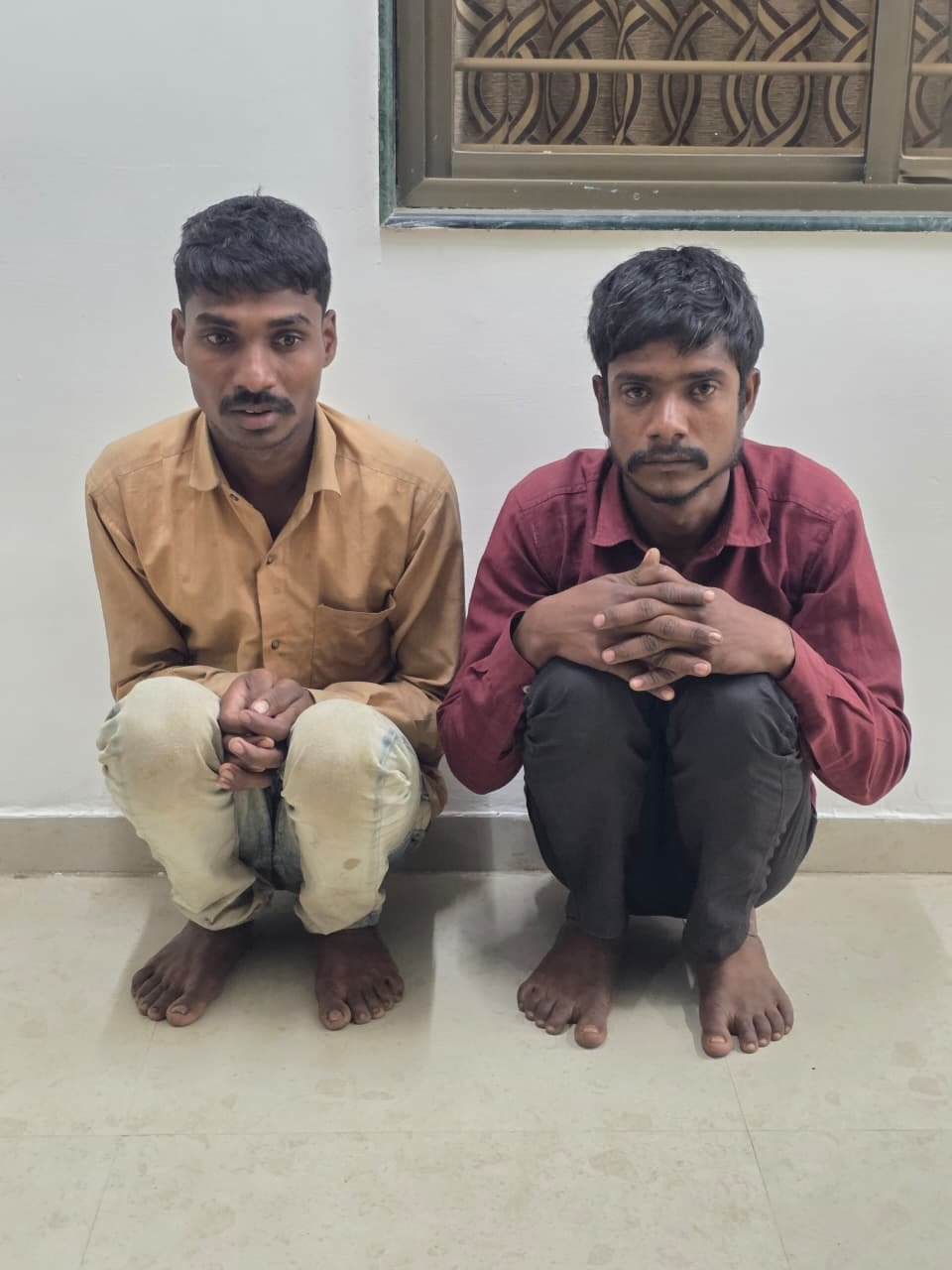 ઇન્ડસ્ટ્રીઝ વિસ્તારોમાં લૂંટ, ધાડ,ચોરી મચાવનાર ગરબાળા ગેંગના બે શખ્સ ઝડપાયા