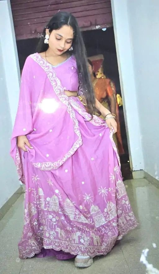 સુરતના ડિંડોલી વિસ્તારમાં ધો.૧૨ની છાત્રાએ ગળેફાંસો ખાઇ જીંદગી ટૂંકાવી