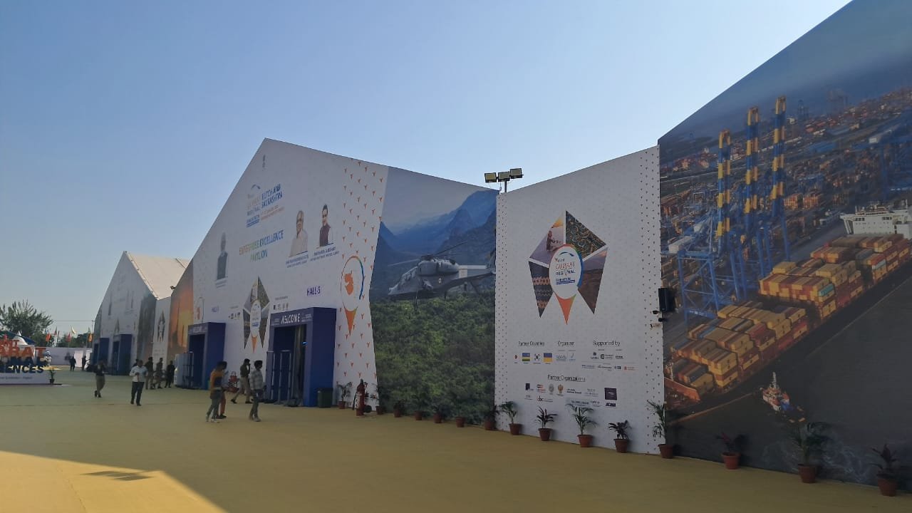  રિજનલમાં ફાઇટર પ્લેન તેજસથી સુખોઇ 3૦ની વૈશ્વિક ઉડાન સુધીની સફરની ઝલક