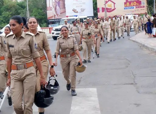 ૧ લાખ પોલીસ કર્મચારીઓના પગાર ગ્રાન્ટના અભાવે મોડા થશે