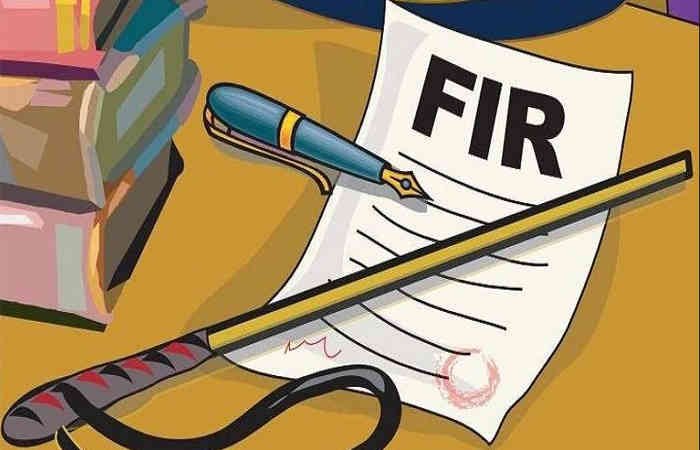 માંડવીના મસ્કા પાસે લાયસન્સ માંગતા બે શખ્સોનો પોલીસ પર હૂમલો