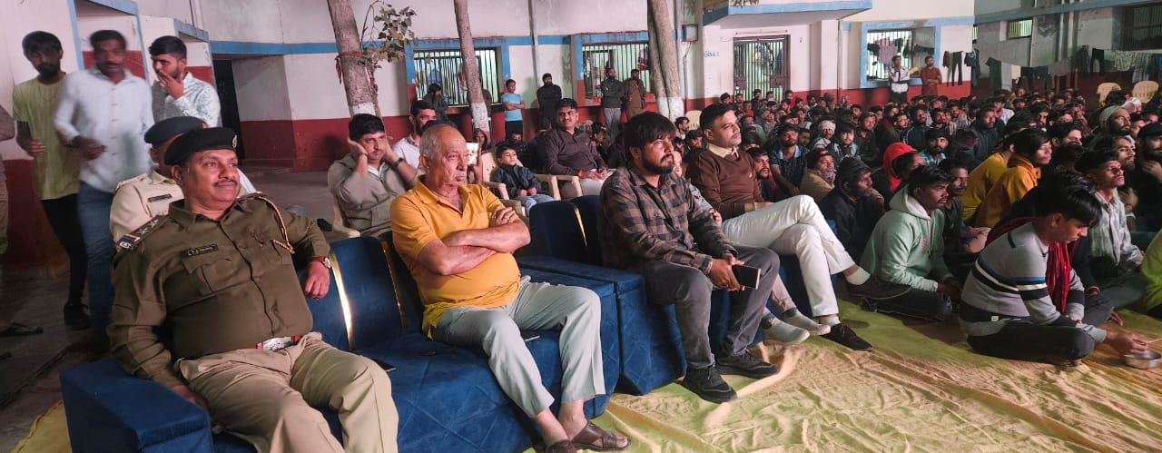 મોરબી સબજેલના બંદીવાનોંને “લાલો- કૃષ્ણ સદા સહાયતે ” ફિલ્મ બતાવવામાં આવી