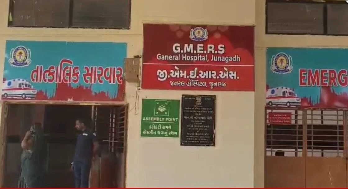 જૂનાગઢમાં પાંચ મોબાઇલના વેપારીઓને પોલીસે બેફામ માર માર્યાનો ગંભીર આક્ષેપ