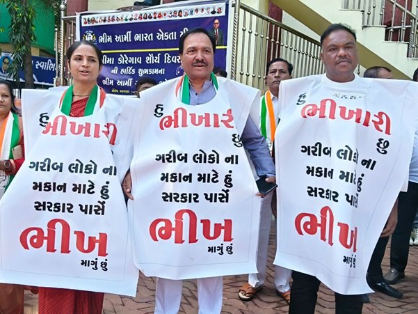  ‘હું ભીખારી છું, મફતીયાપરા રેગ્યુલર કરો’ : હજારોને બેઘર થવાનો ડર