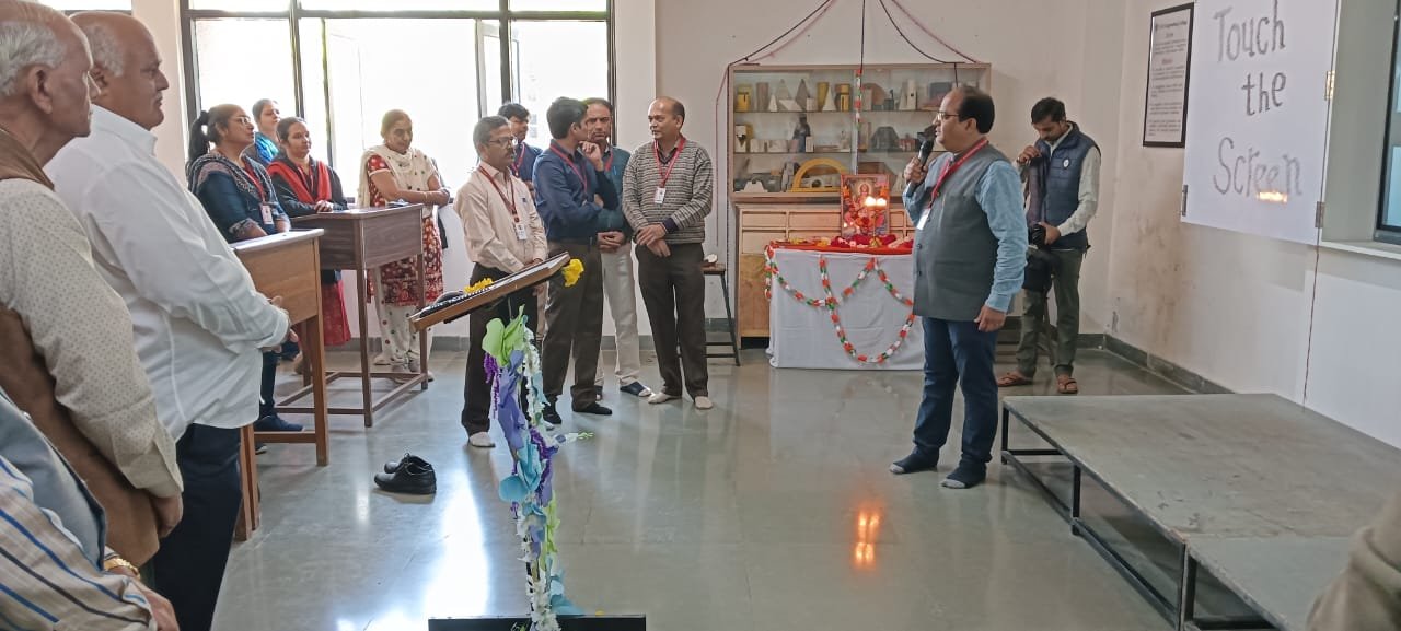 વીવીપી કોલેજમાં ૧૦ ઇન્ટર એકટીવ પેનલ સ્માર્ટ બોર્ડનો ઉદ્ઘાટન સમારોહ