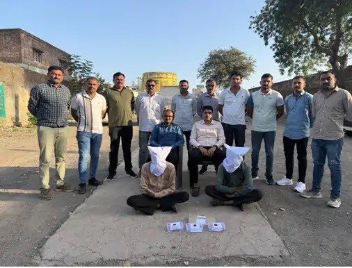 દ્વારકામાં દર્શને આવતા શ્રધ્ધાળુઓને નશીલુ પીણુ પીવડાવતી લૂંટતી ગેંગ પકડાઇ