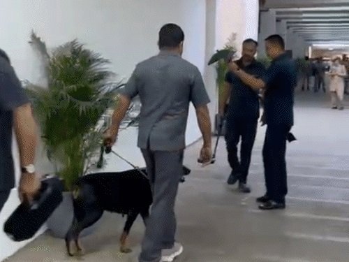 વિધાનસભા અને અમદાવાદની શાળાઓને બોમ્બથી ઉડાવી દેવાની ફરીથી ધમકી