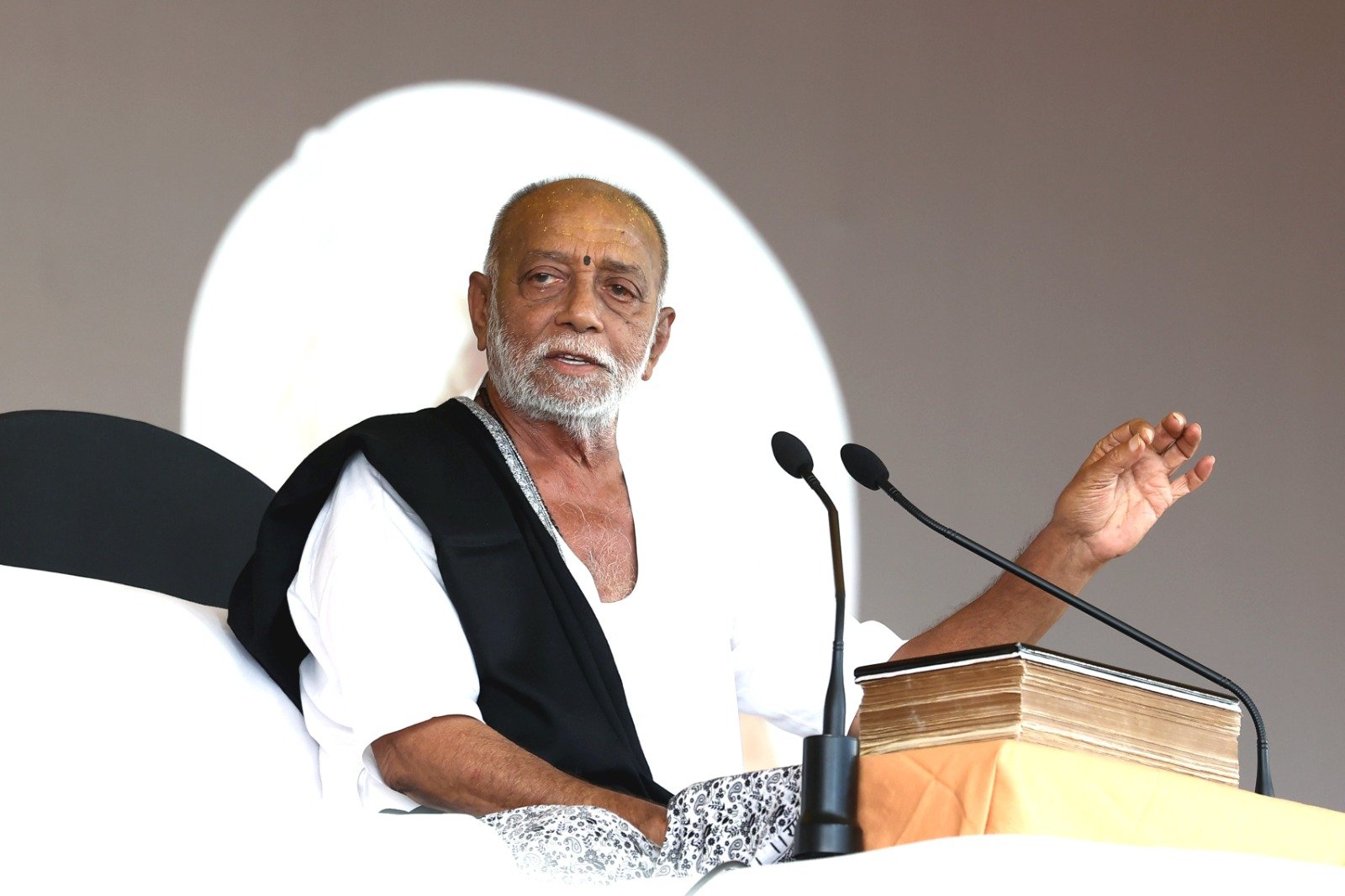 આપણી સાચી અને મોટી ઝવેરાત છે, ઝવેરચંદ મેઘાણી : મોરારિબાપુ