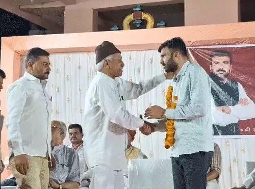 ખેડૂતોના પ્રશ્ને જેલમાં ભેગા ગયેલા આપના પ્રવિણ રામ, રાજુ કરપડા વચ્ચે શાબ્દિક જંગ