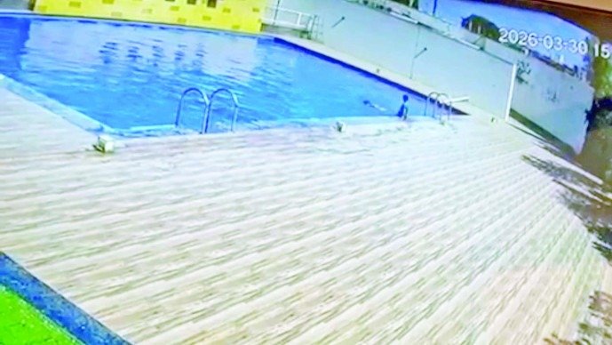 સોપાન હાઇટ્સના સ્વિમિંગ પુલમાં ડૂબી જવાથી નેપાળી પરિવારના માસૂમ ભાઈ બહેનના મોત