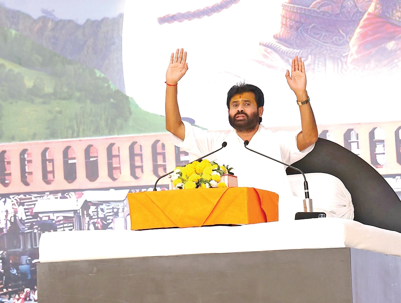 દિવ્યધામ વલારડી ખાતે શિવ કથામાં ભક્તોનો ધોડાપુર ઉમટયું