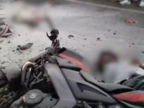 તાપી અને પાંથાવાડા નજીક અકસ્માતમાં બોર્ડની પરીક્ષા આપતા પાંચ વિદ્યાર્થીના મોત