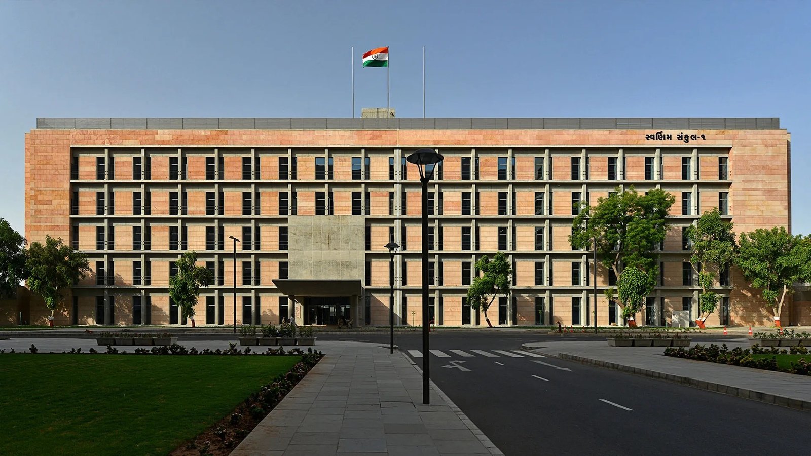  રાજકોટ સહિત 31 જિલ્લા અને ૨૨૯ તાલુકા પંચાયતોમાં વહીવટદાર શાસન