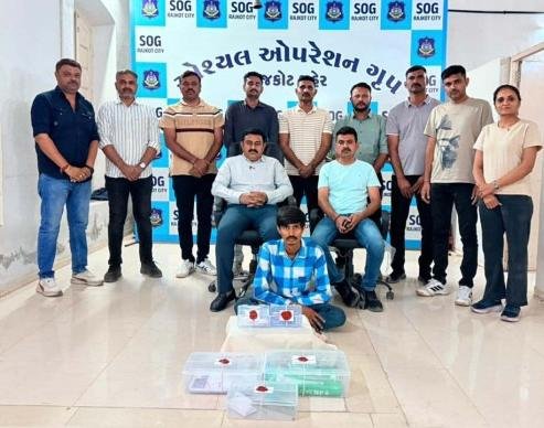 રૈયાધારમાં બનાવટી ચલણી નોટો છાપવાના કારખાનાનો પર્દાફાશ