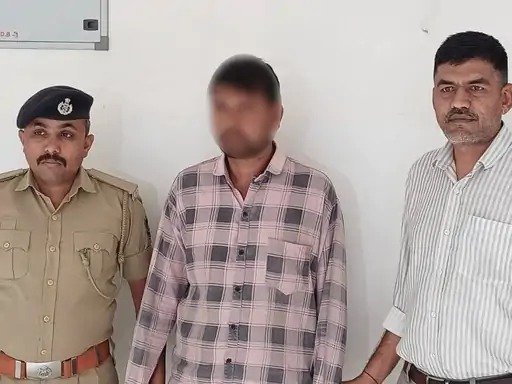 કાકાએ જ લાજ લૂંટી: 14 વર્ષીય ભત્રીજીને ગર્ભનિરોધક ગોળીઓ ખવડાવી 5 મહિના સુધી શોષણ