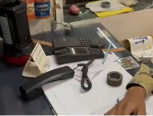  વિજ કચેરીમાં ફોનનું રીસીવર નીચે મૂકી દેવાતા ગ્રાહક અને કર્મચારી વચ્ચે માથાકૂટ