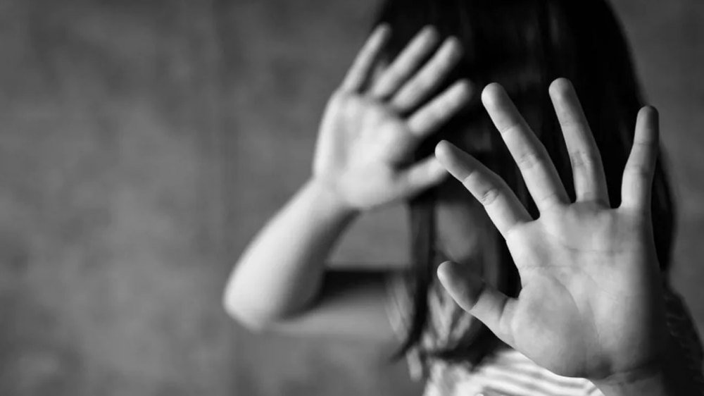 ટ્યુશને જતી 15 વર્ષીય સગીરાને ફસાવી ધોરણ-12ના વિદ્યાર્થીએ આચર્યું દુષ્કર્મ