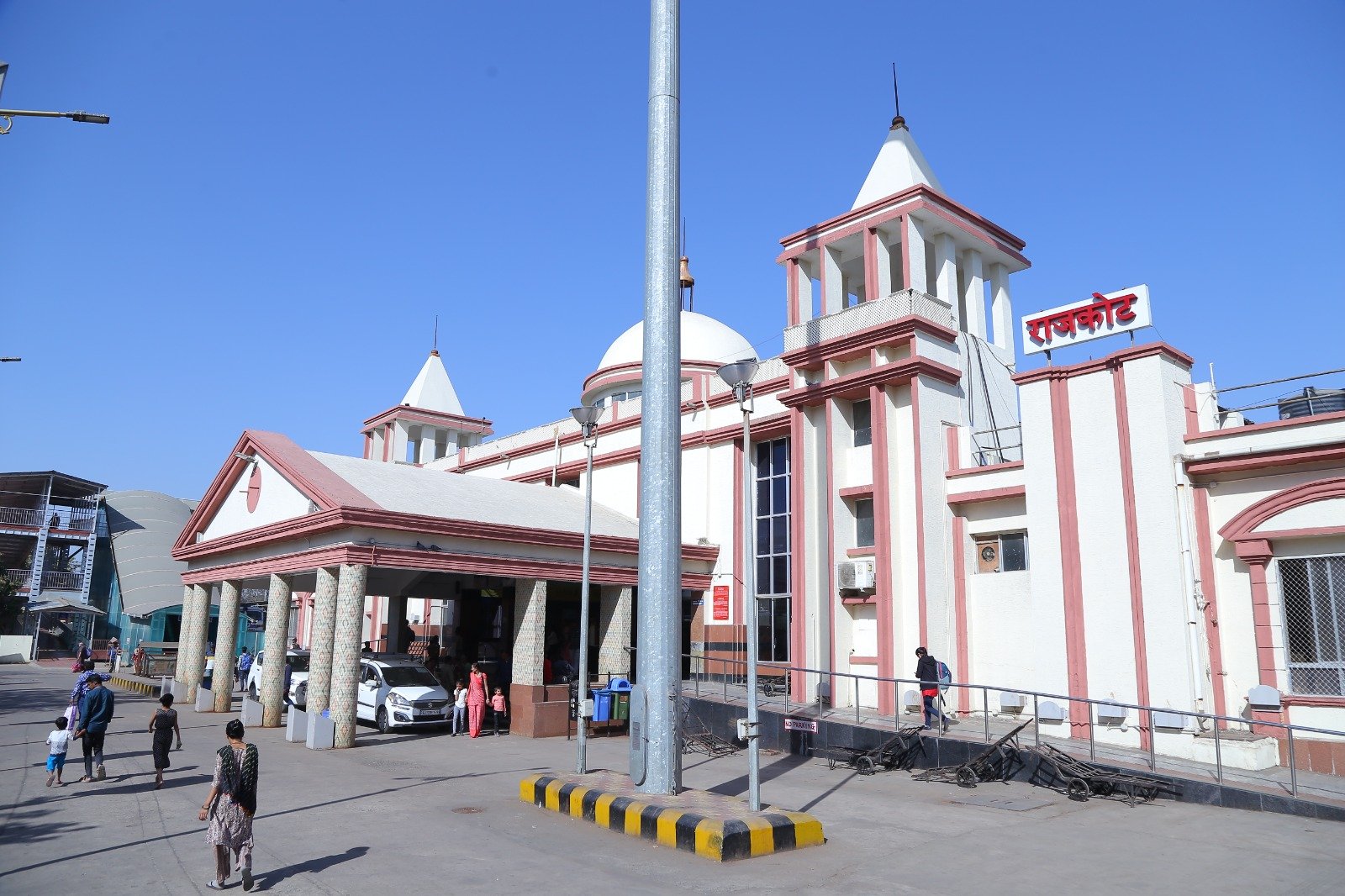 રાજકોટ રેલવે ડિવીઝનની આવકમાં ગત વર્ષ કરતા રૂ.૨પપ.૧૨ કરોડનો જંગી વધારો