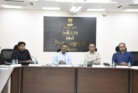  રાજકોટમાં પોલિંગ ઓફિસરો અને ચૂંટણી કામગીરીમાં રોકાયેલા સ્ટાફને અપાશે તાલીમ