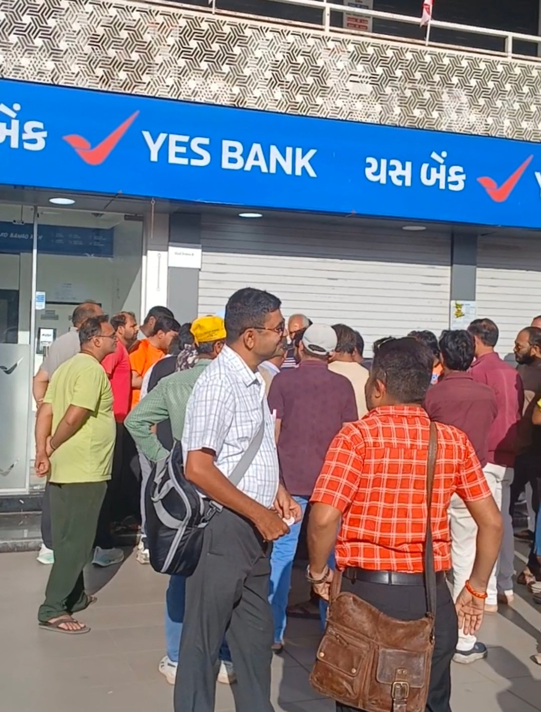 અમરનાથ યાત્રા માટે આજથી રજિસ્ટ્રેશન શરૂ થતા જ ભક્તોની ભારે ભીડ, સર્વર ખામીથી યાત્રીઓ પરેશાન