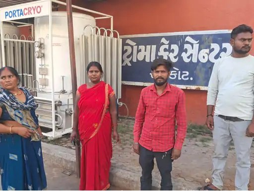 હંસરાજનગરમાં ગેસ સિલિન્ડર બ્લાસ્ટ : એક જ પરિવારના 5 સભ્યો દાઝ્યા