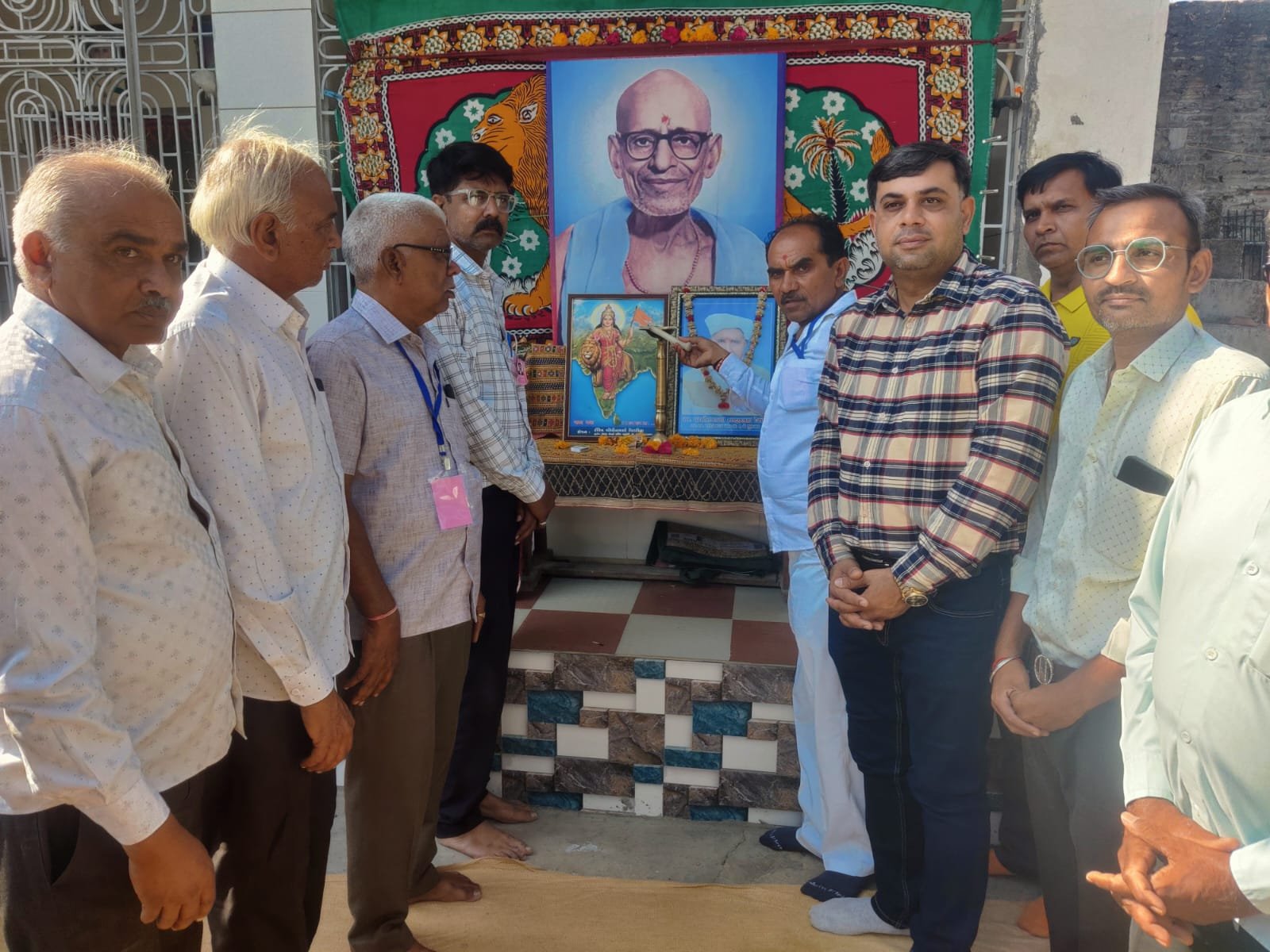 અમરેલીના ચિતલમાં સ્વ.નકુભાઈ દેસાઈની સ્મૃતિમાં 128 મો નેત્રે યજ્ઞ  યોજાયો